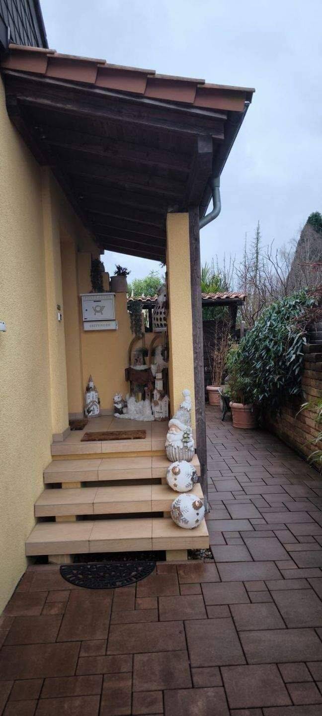 ***Charmantes Einfamilienhaus mit mediterranem Flair*** Vielseitige Nutzungsmöglichkeiten in Sölderholz – Dortmund – Vorschaubild 3