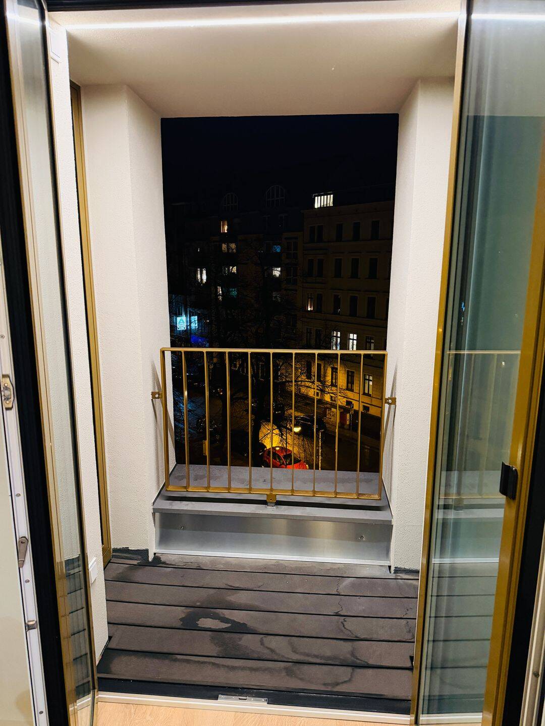 ***MÖBLIERTES APARTMENT IN BESTER LAGE~ALL-INCLUSIVE MIETE~LOGGIA*** – Leipzig – Vorschaubild 6