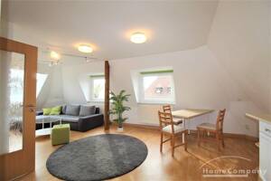 20877 HomeCompany Dresden Möbliert/Furnished 2-Zimmer Dachgeschosswohnung in Dresden-Dölzschen max. 2 Personen – 1187 Dresden – Vorschaubild 2