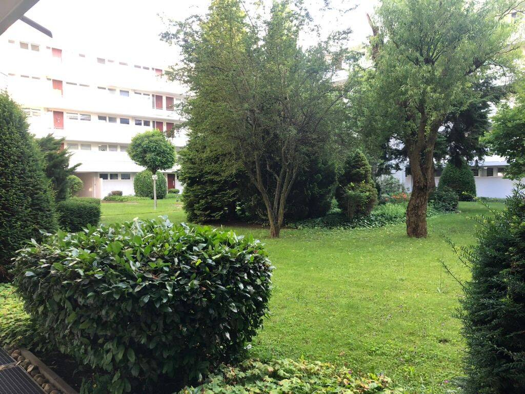 Voll-möbellierte 3 Zimmer, 73qm Wohnung mit EBK und Balkon – Erlangen – Vorschaubild 7