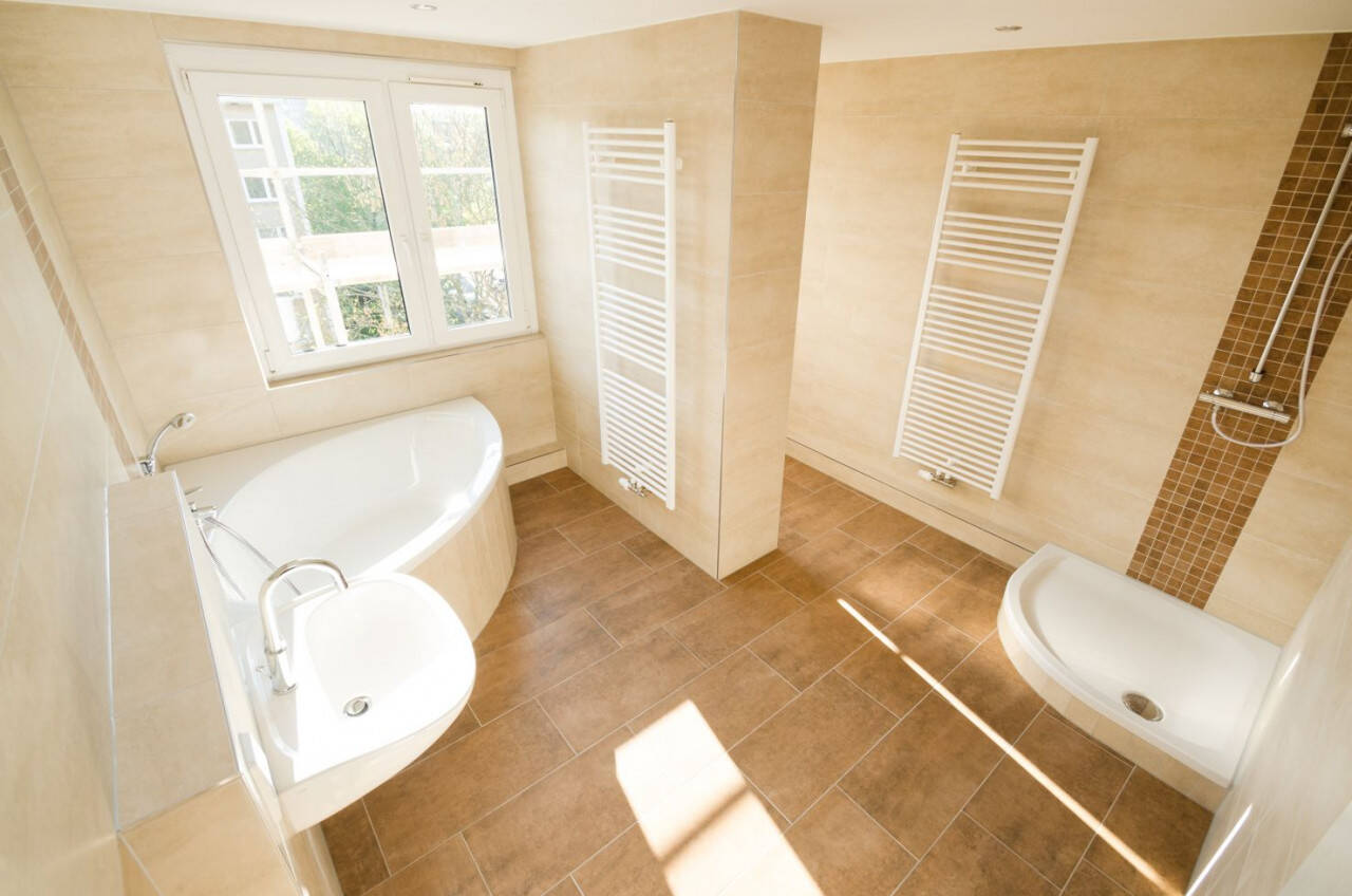 Familienwohnug / Balkon / Gäste-WC – Chemnitz – Vorschaubild 3