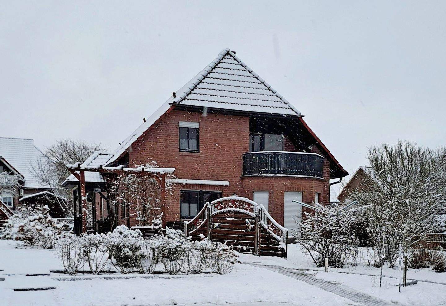 Großzügiges Einfamilienhaus mit Doppel-Garage in Soltau-Harber – Soltau – Bild 1 von 9