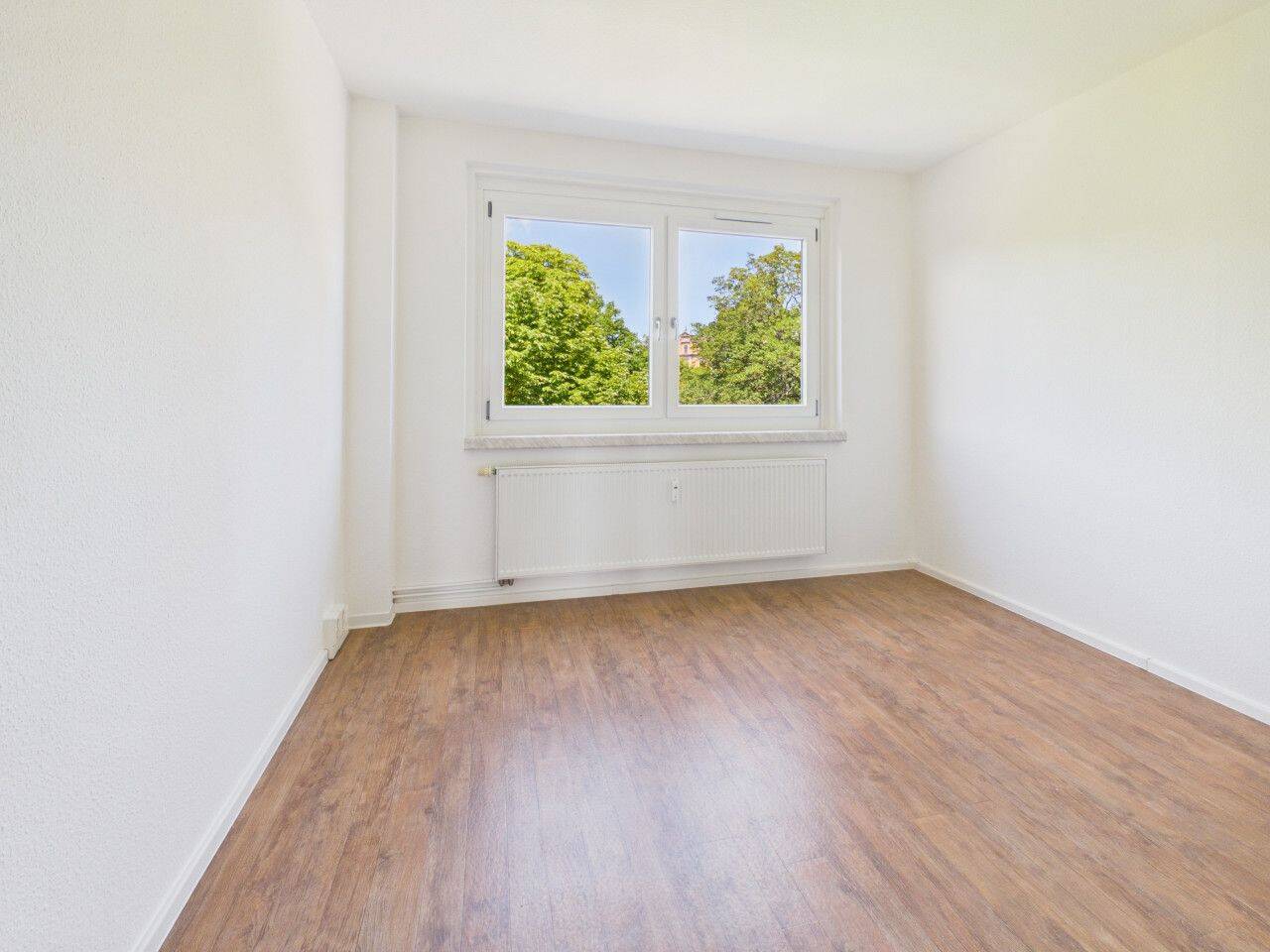 2-Raum-Wohnung mit Balkon auf dem südlichen Sonnenberg – Chemnitz – Vorschaubild 2