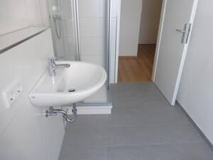 ERSTBEZUG NACH KOMPLETTSANIERUNG! Helle, heimelige 1 ZW (Hochparterre) mit separater Küche nördlich des Wöhrder Sees. – 90489 Nürnberg – Vorschaubild 4