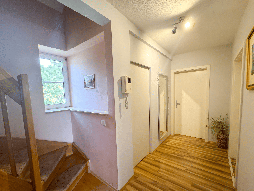 Familienhaus in Leipzig-Grünau mit Photovoltaik, Sauna und weiteren Extras! – Leipzig – Vorschaubild 6