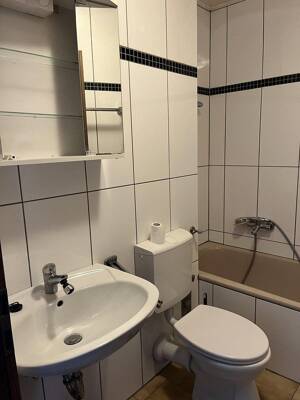 Helle 2-ZKB-Dachgeschosswohnung mit Balkon und Stellplatz in Trier-Pfalzel – 54293 Trier – Vorschaubild 7