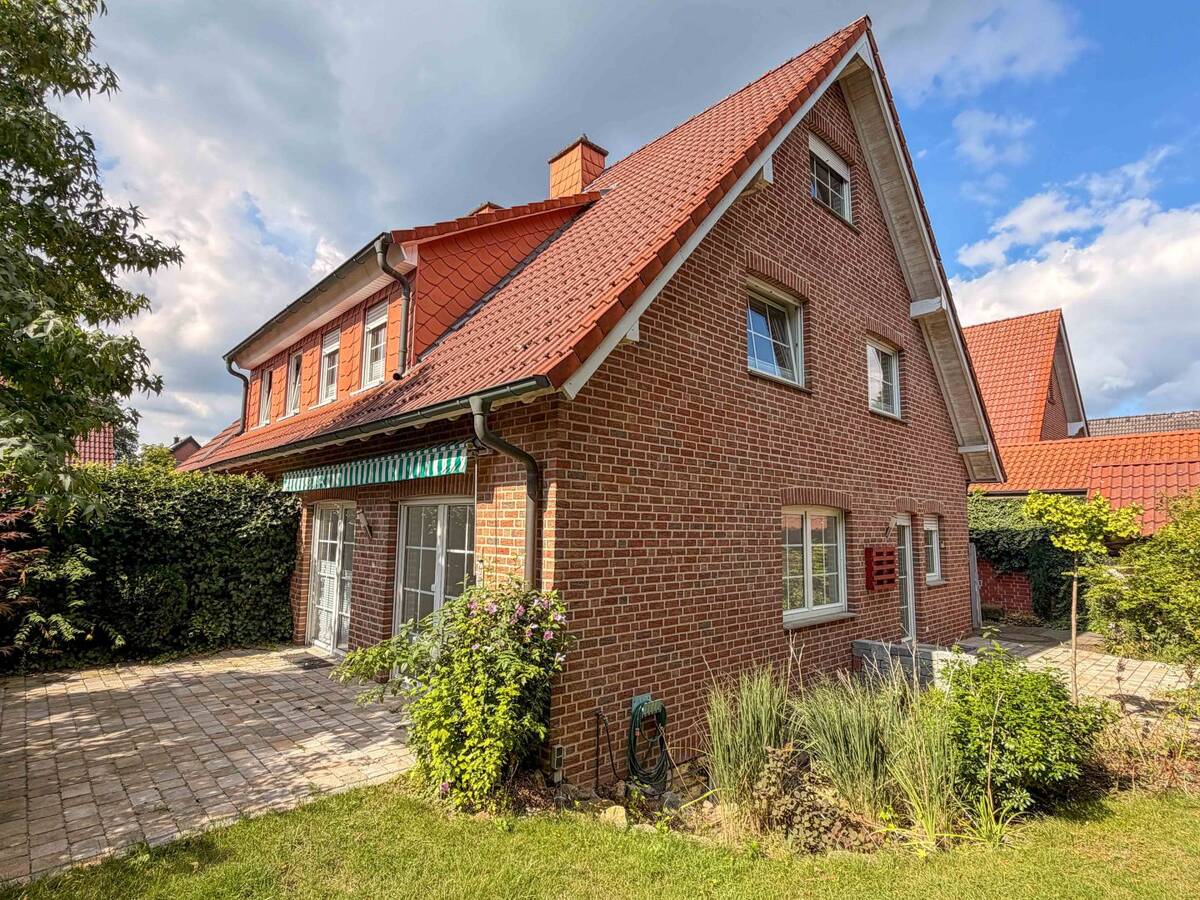 Zweifamilienhaus in MS-Wolbeck - Wohnen, vermieten oder kombinieren ! ? – 48167 Münster – Bild 1 von 9