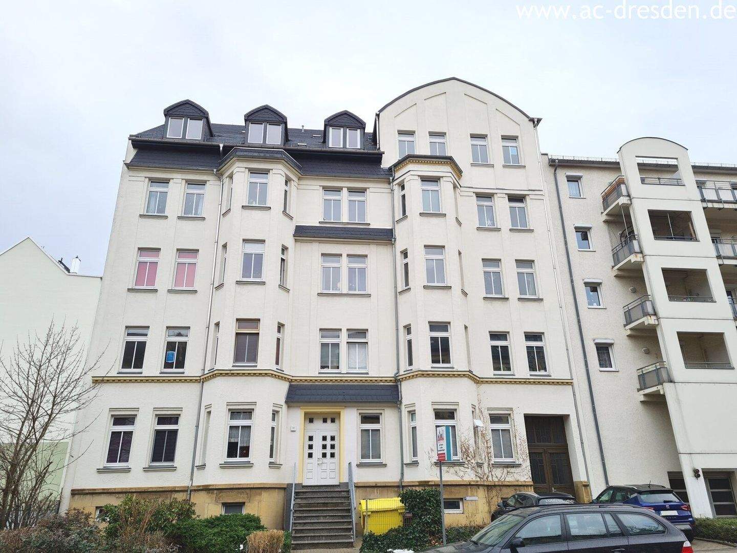 Ansprechende 2-Raum-Wohnung mit Balkon in einem liebevoll kernsanierten Gründerzeithaus im Lutherviertel