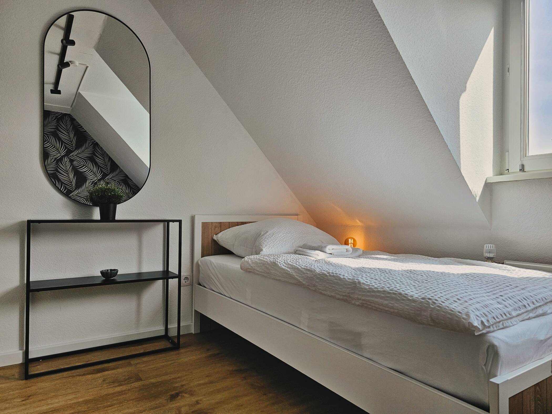 Komfortables & modernes Apartment // Parkplatz – Mannheim – Vorschaubild 3