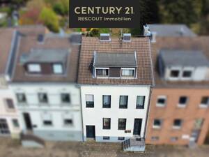 C21-Reihenmittelhaus mit großem Garten und viel Potenzial in Aachen-Eilendorf!