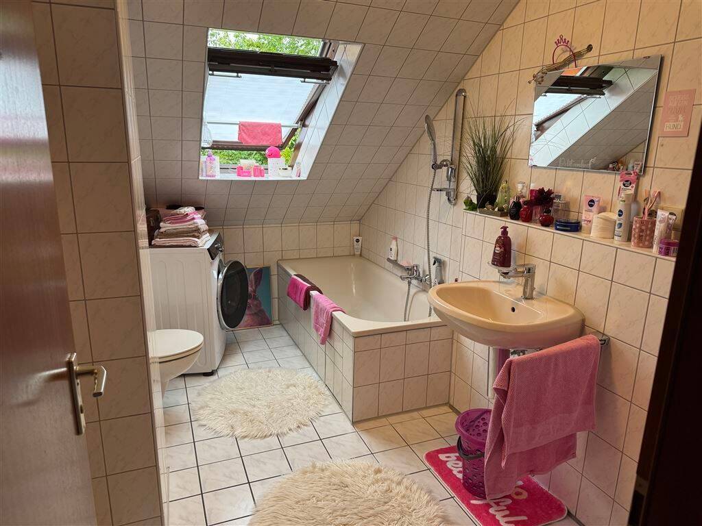 Helle und gepflegte 2-Zi.-Eigentumswohnung zum Kauf mit Keller und TG-Stellplatz in 74080 HN-Böck. – Heilbronn – Vorschaubild 6