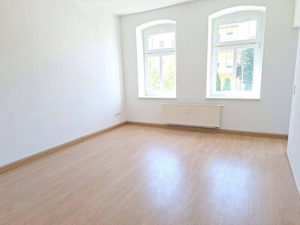 !! mit Einbauküche, 3-Raum-Wohnung mit Laminat in ruhiger Nebenstraße !! – Chemnitz – Vorschaubild 3