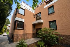 Großzügige 4-Zimmer-Penthousewohnung mit Dachterrasse und Tiefgarage in Niendorf – 22455 Hamburg – Vorschaubild 2