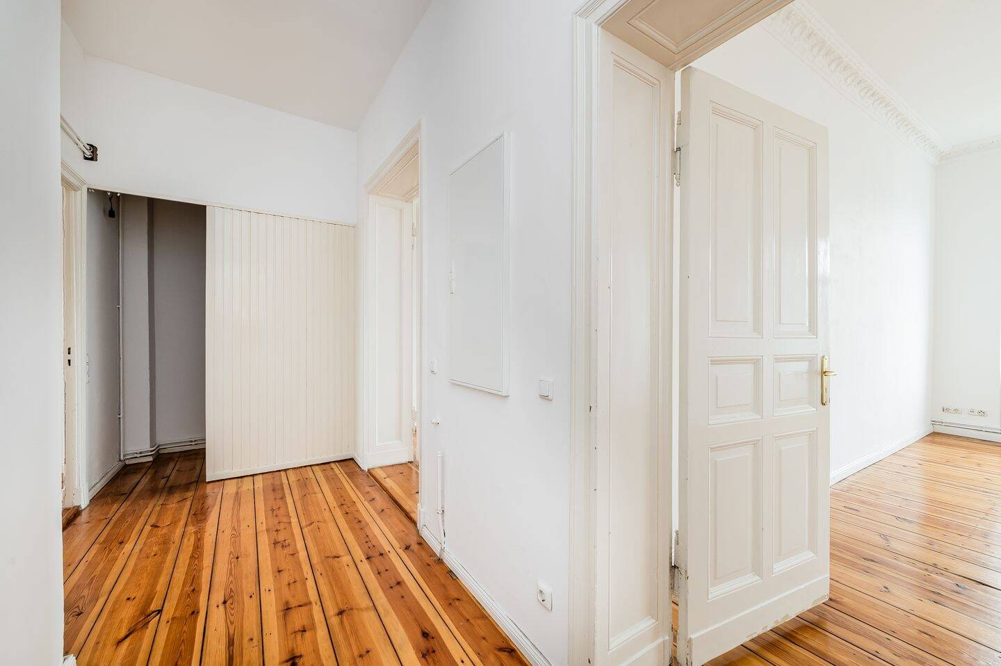 Stilvolles Wohnen mit Sonnenterrasse - Ihre Oase mitten in Berlin – Berlin – Vorschaubild 4