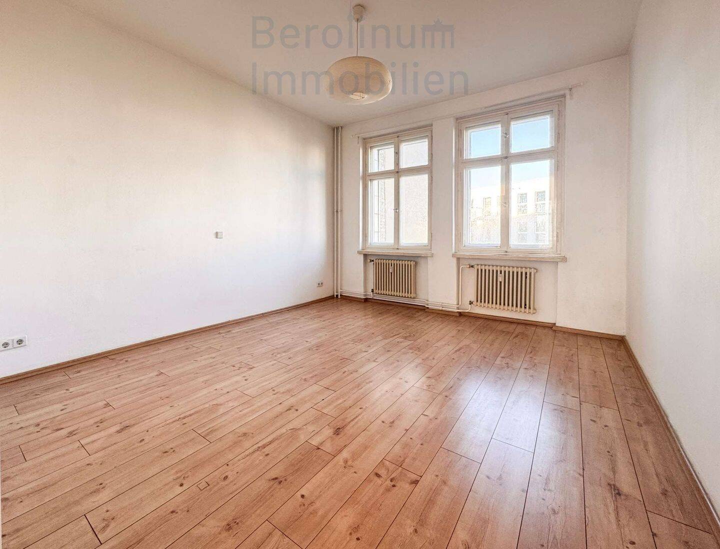 Urbanes Wohnen mit Geschichte: gepflegte 2-Zi-Whg an der Frankfurter Allee – Berlin – Vorschaubild 3