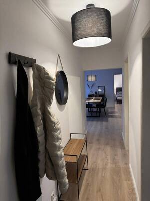 "Move in ready" möblierte 70 qm City-Wohnung im Herzen von Wiesbaden (ab 01.09) – 65189 Wiesbaden – Vorschaubild 6