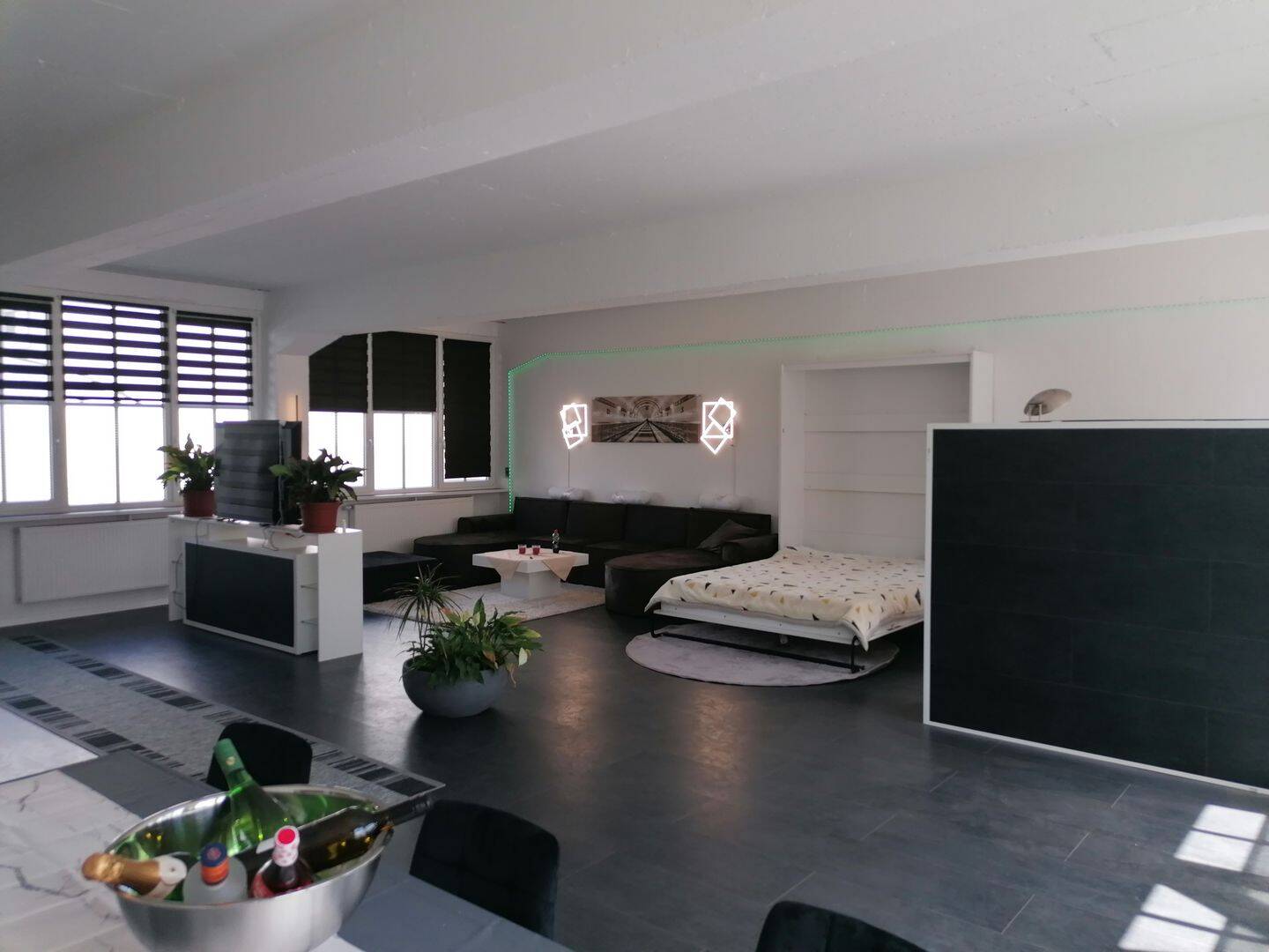 Modernes Wohnkonzept mit Loft-Charakter - Erstbezug nach Kernsanierung – Pirmasens – Bild 1 von 9