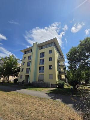Hauptstadtmakler-Bezugsfreie Wohnung mit großem Balkon und Tiefgaragenstellplatz – 14476 Potsdam – Vorschaubild 9