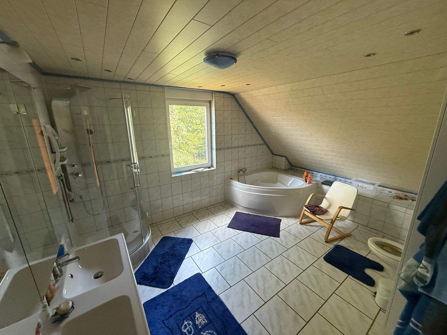 Direkt einziehen & wohlfühlen - Modernisiertes Haus aus 2003 mit Sauna und Garage – Salzgitter – Vorschaubild 7