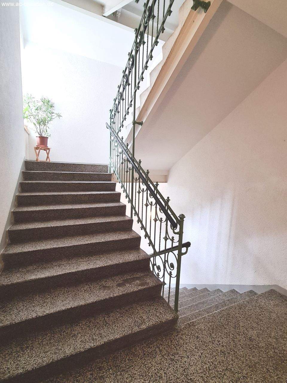 Kaßberg: stilvolle Maisonette-Wohnung mit Aufzug im sanierten Altbau! – Chemnitz – Vorschaubild 6