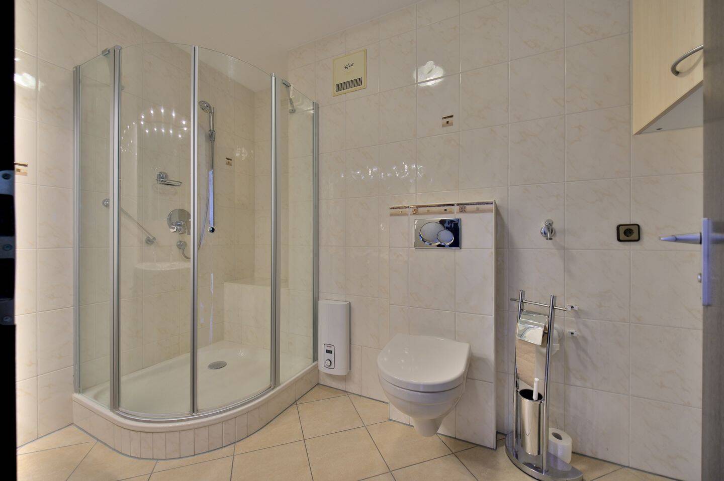 Weitblick trifft Komfort: Moderne 3-Zimmer-Wohnung mit Wintergarten! – Nürnberg – Vorschaubild 9