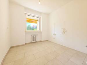 Einziehen und wohlfühlen: helle 3-Zimmer Wohnung mit zwei Balkonen - frisch renoviert! – 81737 München – Vorschaubild 8