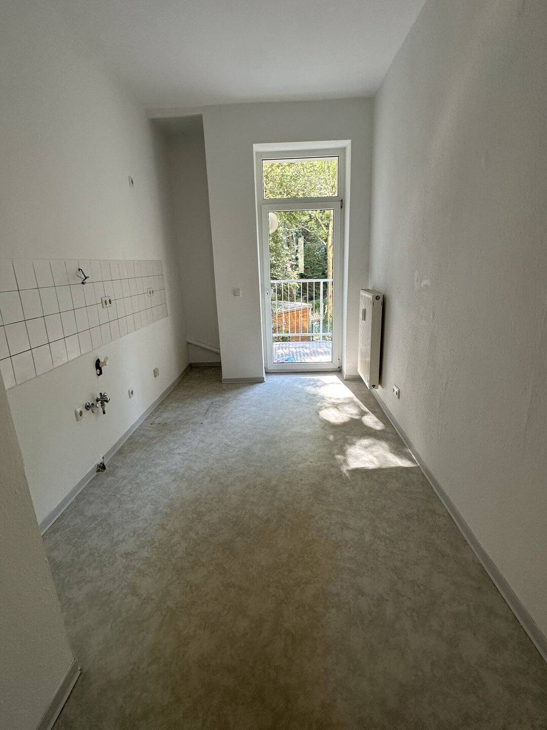Helle 3-Raum-Wohnung mit Balkon in Sellerhausen-Leipzig! – Leipzig – Vorschaubild 5