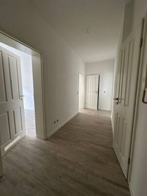 WG-fähige 3 Raumwohnung mit neuer Einbauküche – 99085 Erfurt – Vorschaubild 4