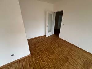 Renovierte 3 ZKB + Balkon Wohnung Ehrang Hintere Heide – 54293 Trier – Vorschaubild 4