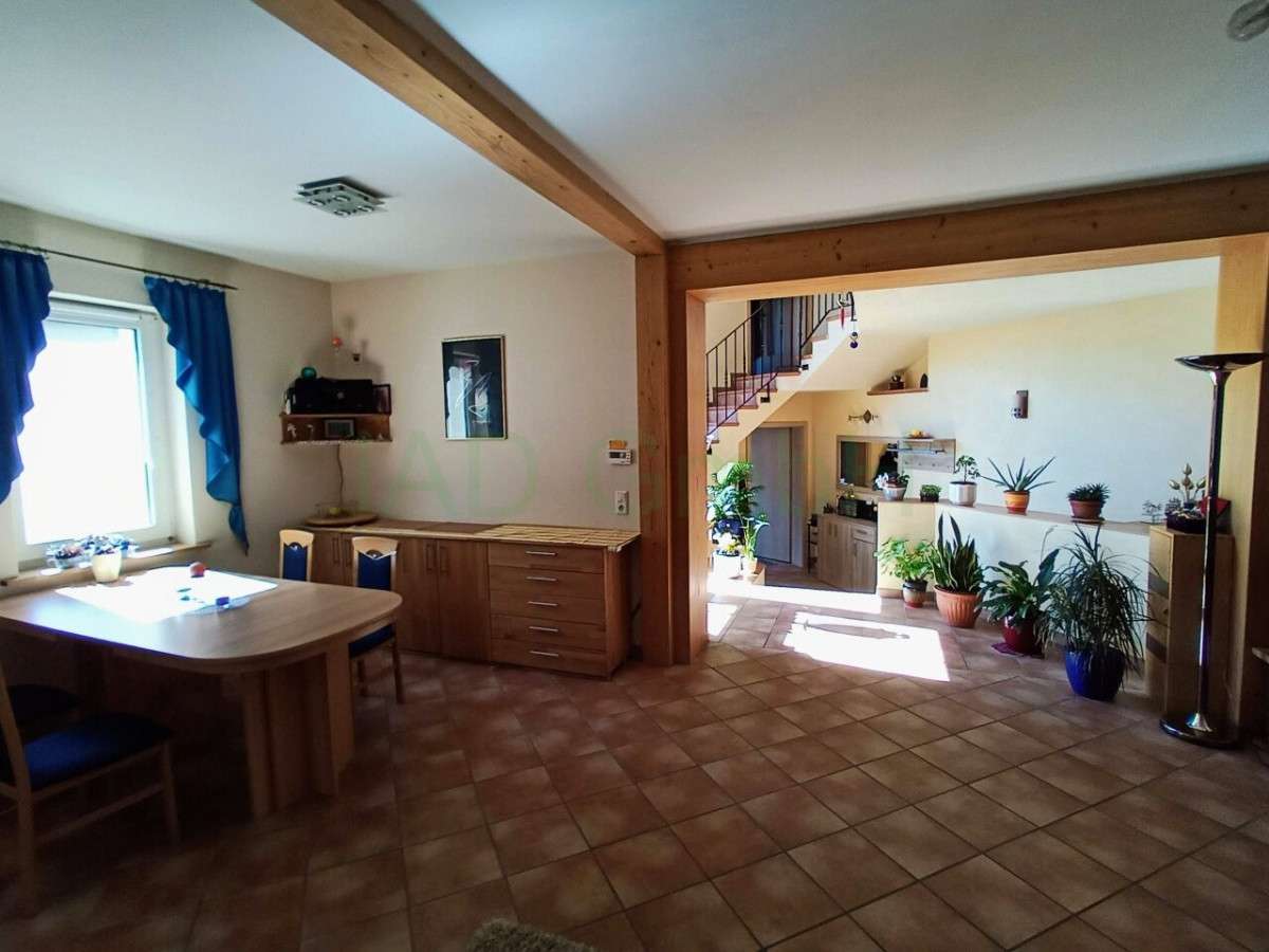 Hofreite mit modernisiertem Wohnhaus, Scheune, Nebengebäude – Armsheim – Vorschaubild 2