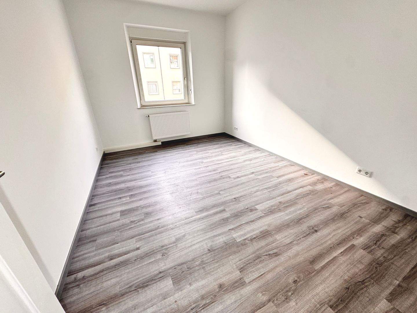 Provisionsfrei – Freie und gepflegte 2-Zimmer-Wohnung in Nürnberg – Nürnberg – Vorschaubild 8
