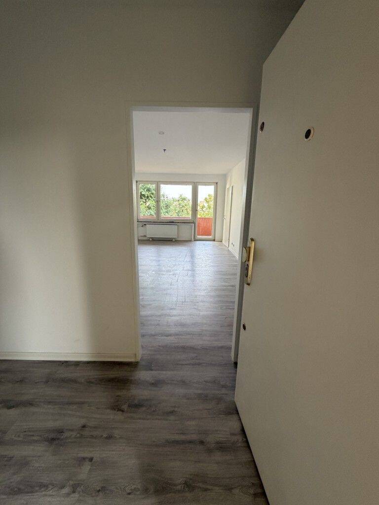Sanierte 2 - Zimmer-Eigentumswohnung mit Balkon und Stellplatz in Maintal-Bischofsheim – Maintal – Vorschaubild 4