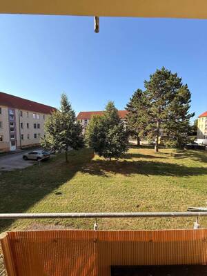 Großzügige 3-Zimmer-Wohnung mit Balkon in Vieselbach, Erfurt – 99098 Erfurt – Vorschaubild 2