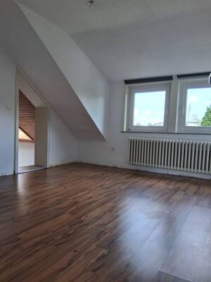 Wohnen mit Charakter: Gepflegte Doppelhaushälfte in BS -Terrasse u. Beet dazu. Ohne Gartennutzung. – 38104 Braunschweig – Vorschaubild 6