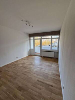 Sanierte 1-Zimmer- Whg. in Erlangen mit Balkon – 91056 Erlangen – Vorschaubild 8