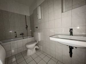 Zentrale Lage! Bezugsfreie 3-Zimmer-Whg mit Balkon – 45141 Essen – Vorschaubild 4