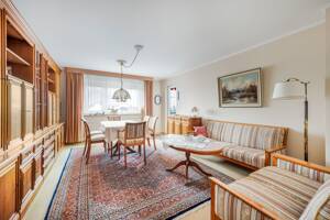 Voll möblierte 3-Zimmer-Wohnung mit sonniger Westloggia – 81927 München – Vorschaubild 3