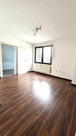 2,5 Zimmer, Küche, Bad, ruhige Lage, sofort verfügbar – 44869 Bochum – Vorschaubild 2