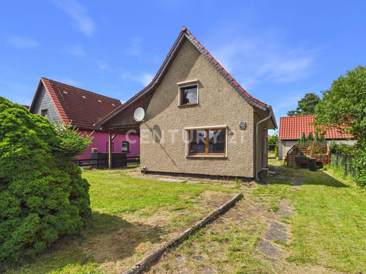 Sanierungsobjekt mit Potenzial-Einfamilienhaus auf 778m² Grundstück in Leegebruch – Leegebruch – Vorschaubild 2