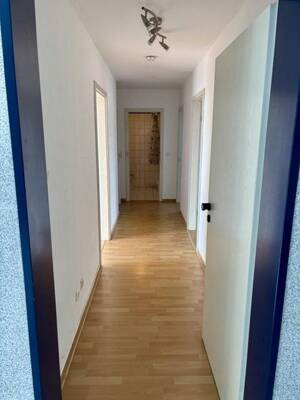 Traumhaft sanierte 3-Zimmer-Wohnung in Rethen (89 m² | Erstbezug | Einbauküche & Stellplatz) – 30880 Laatzen – Vorschaubild 9