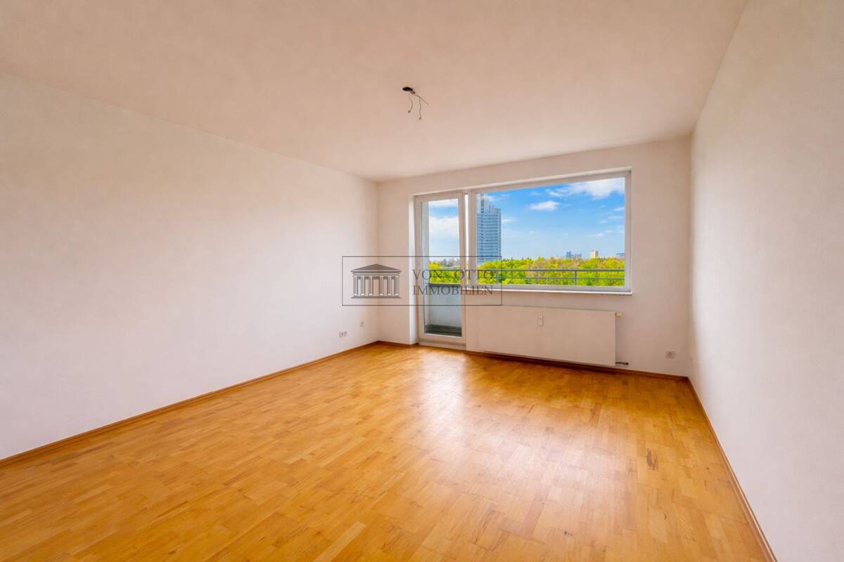 Sanierte 3-Zimmer Wohnung mit Balkon – 51105 Köln – Bild 1 von 6