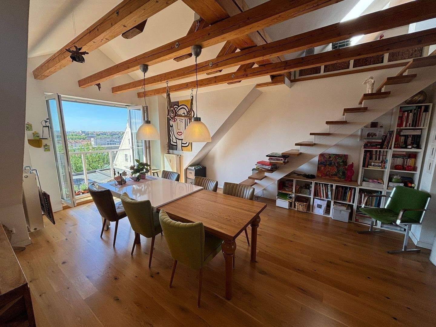 Tolle Maisonette-Wohnung für Altbau-Liebhaber: Nahe Altstadt & Wöhrder See in Nürnberg! – Nürnberg – Vorschaubild 2