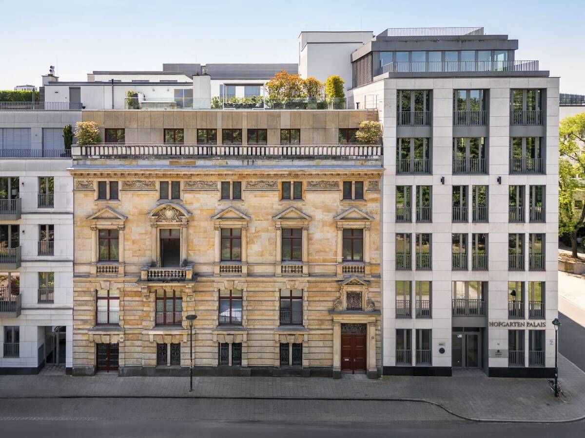 MODERNE ERDGESCHOSSWOHNUNG AM HOFGARTEN – 40211 Düsseldorf – Bild 1 von 9