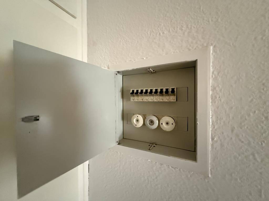leere 1-Zi. Wohnung in Mainz Mombach – Mainz – Vorschaubild 9