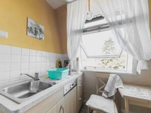 Sanierungsbedürftiges Einfamilienhaus mit viel Potenzial, Nebengebäuden und Garten in Zentraler Lage von Oldenburg – 23758 Oldenburg in Holstein – Vorschaubild 6