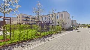 REIHENENDHAUS. Schnell unterwegs. Schnell online. Und immer gerne wieder zuhause. – 51145 Köln – Vorschaubild 4