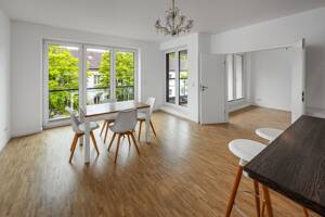 2,5 Zimmer an der Gertigstraße – ein modernes Zuhause mit Südwest-Loggia – 22303 Hamburg – Vorschaubild 2