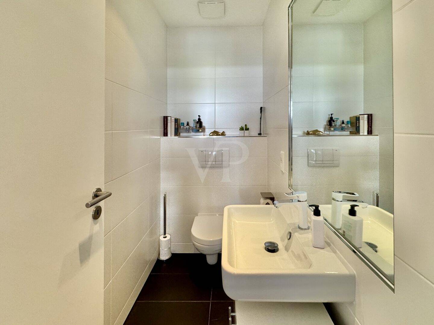 Exklusives Wohnen mit Komfort und Eleganz - 3-Zimmer-Residenz mit Aufzug direkt in die Wohnung – Berlin – Vorschaubild 4