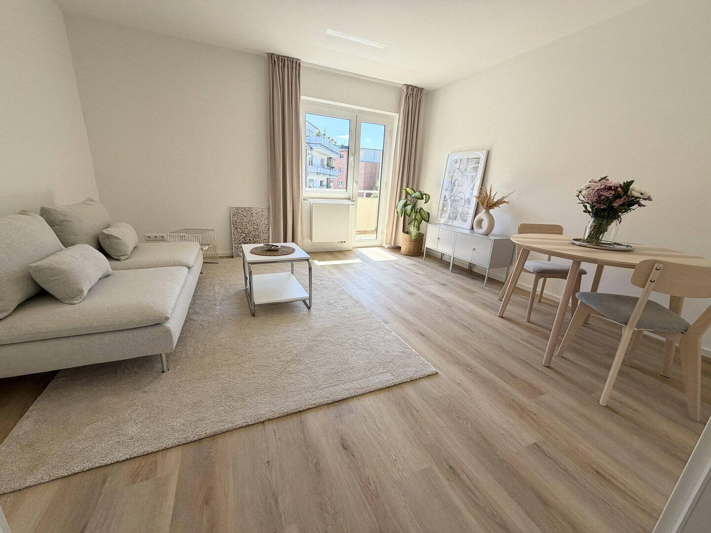 Urban Living in Nippes - Hochwertig modernisierte 2-Zimmer-Wohnung mit Balkon