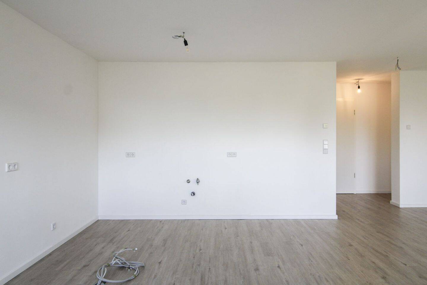Moderne 2-Zimmer-Wohnung mit Balkon & offenem Wohnkonzept - sofort bezugsfrei in Reinickendorf – Berlin – Vorschaubild 4
